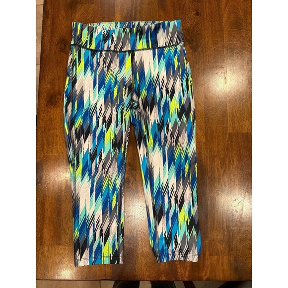 Like New Xersion Crop Leggings Size Small - Picture 1 of 7